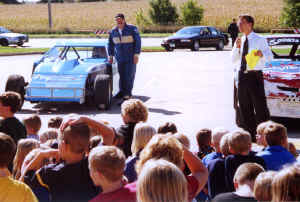 Roger-School-2.jpg (107580 bytes)